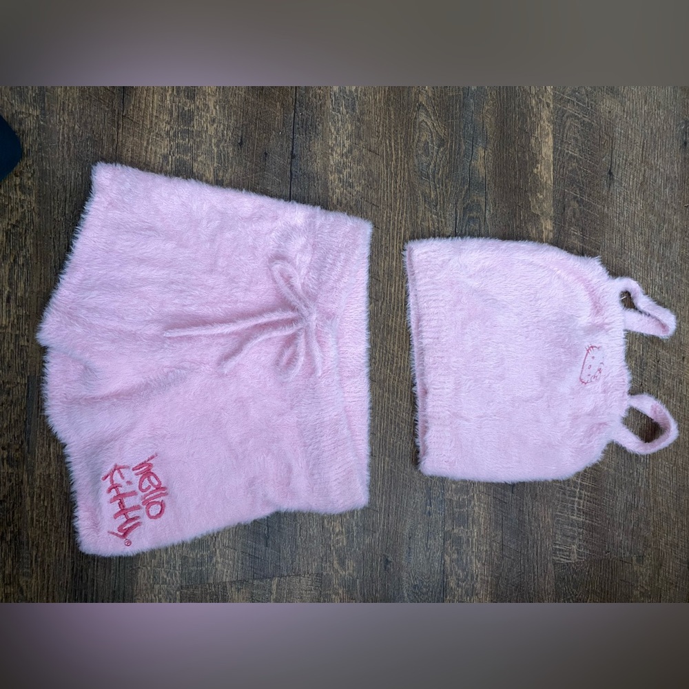 Hello kitty pink fuzzy shorts set. Size small. No tags but never worn.
